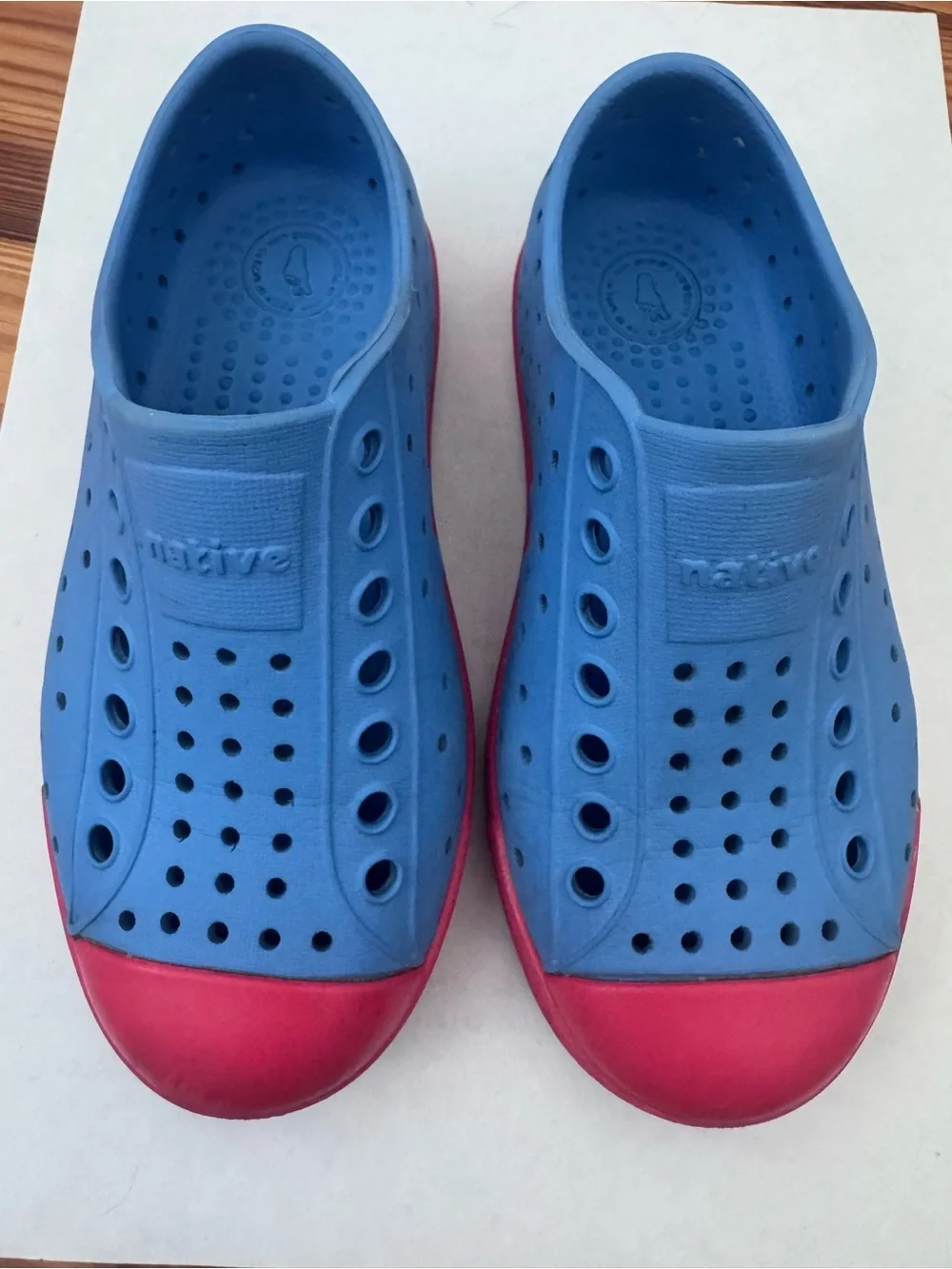 Native Kids Jefferson Slip-On Shoes - Blue with Red Toe size C10 toddler 10